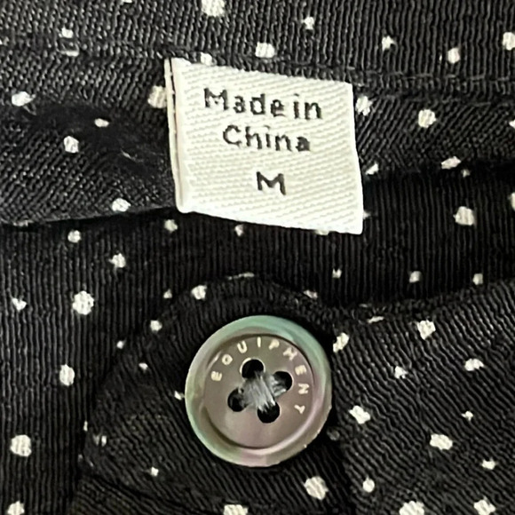 Equipment Femme Viscose Long Sleeve Button Front Galaxy Dot Blouse - Size Medium - Picture 5 of 6